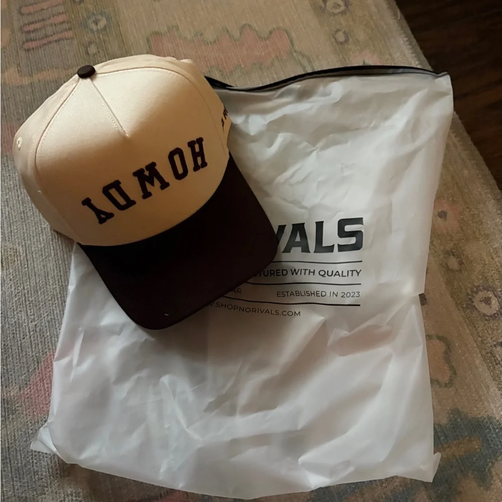 Howdy Two-Tone trucker hat - Picture 2 of 4